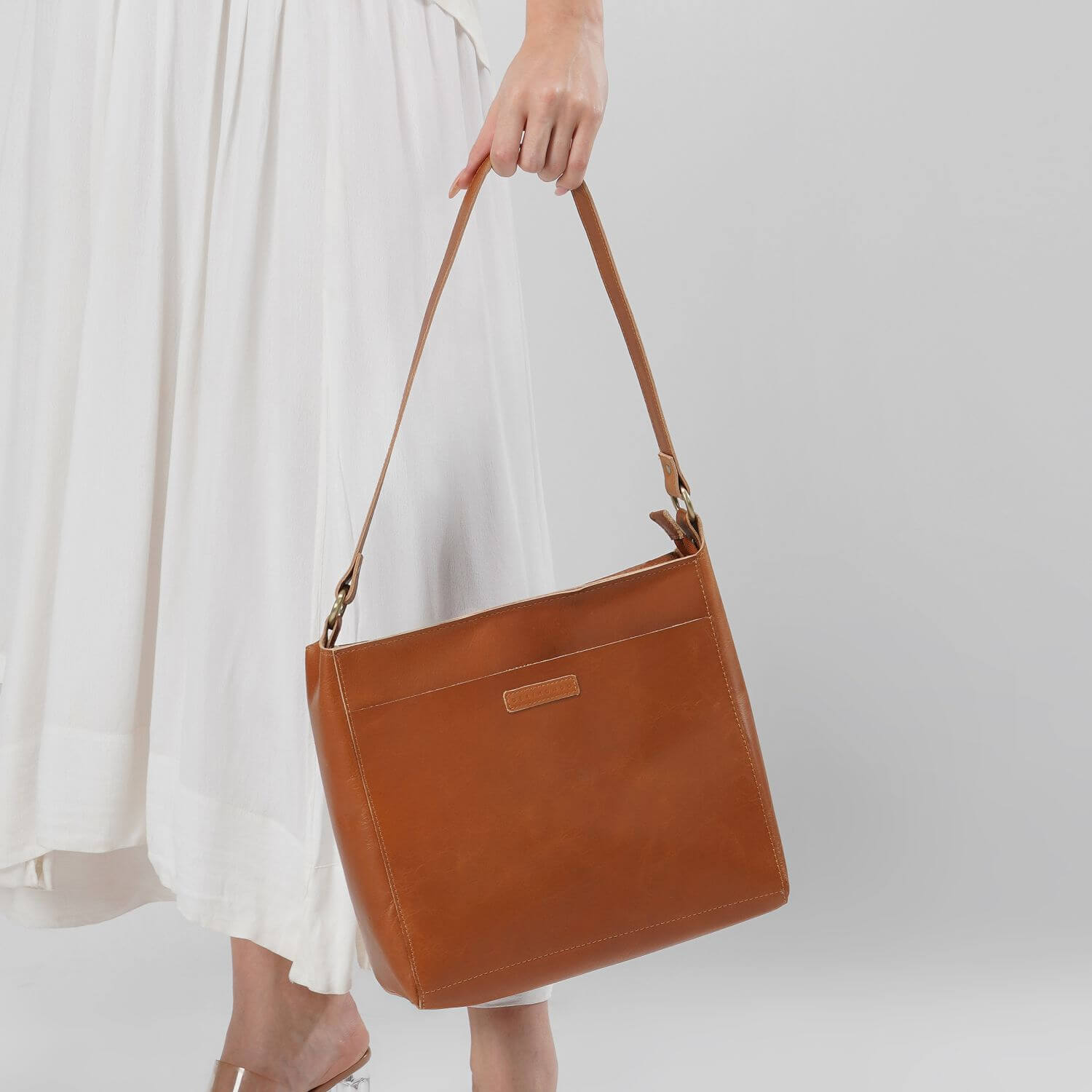 Lisbon Triangle Shoulder Bag | | Tan